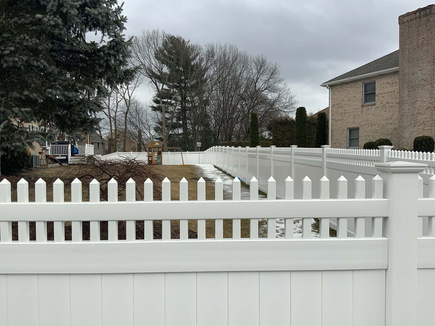 Vinyl fence installation completed for a customer in the Merrimack Valley, Massachusetts